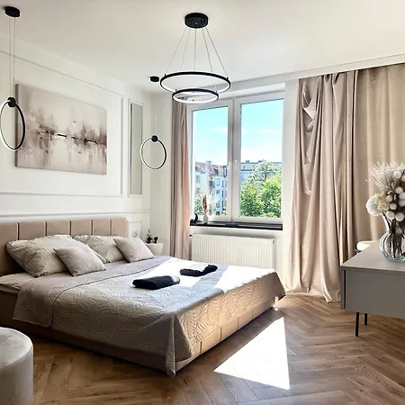 Διαμέρισμα Sadowa - Self Check-in 20h & Balcony Βρότσλαβ