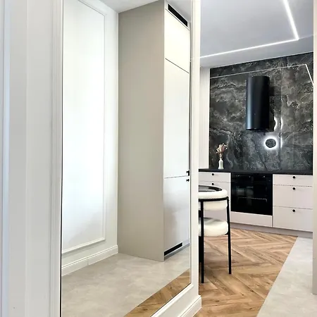 Sadowa - Self Check-in 20h & Balcony Βρότσλαβ